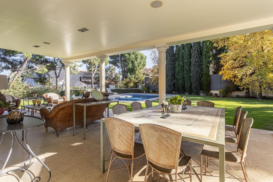 Villa in Hortaleza, Madrid, Spain 2 - 16988700