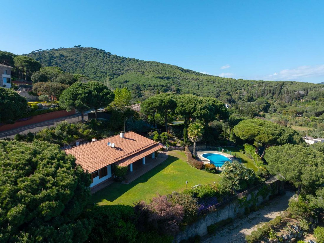 Villa à Cabrera de Mar, Catalogne, Espagne 4 - 17068179