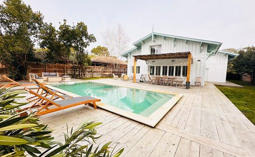 Villa in 33970 Le Cap-Ferret, Lège-Cap-Ferret, Nouvelle-Aquitaine 1