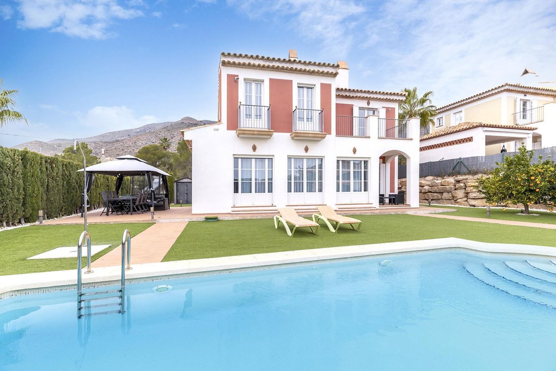Villa à Finestrat, Valence, Espagne 1 - 16988807