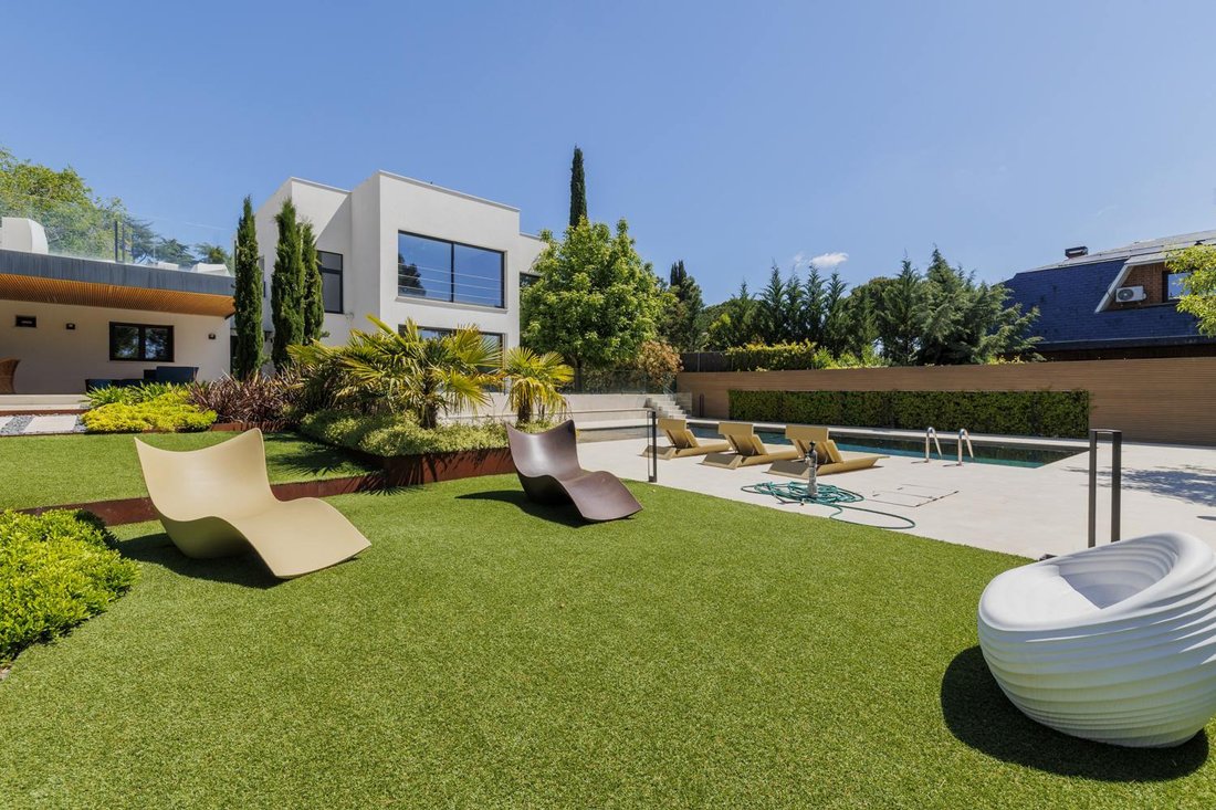 Villa in Boadilla del Monte, Comunidad de Madrid, Spain 4 - 16988818