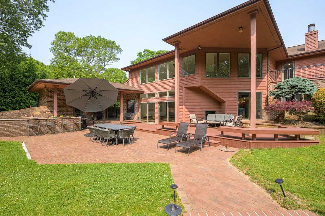 House in Hampton Bays, New York, United States 4 - 17797470