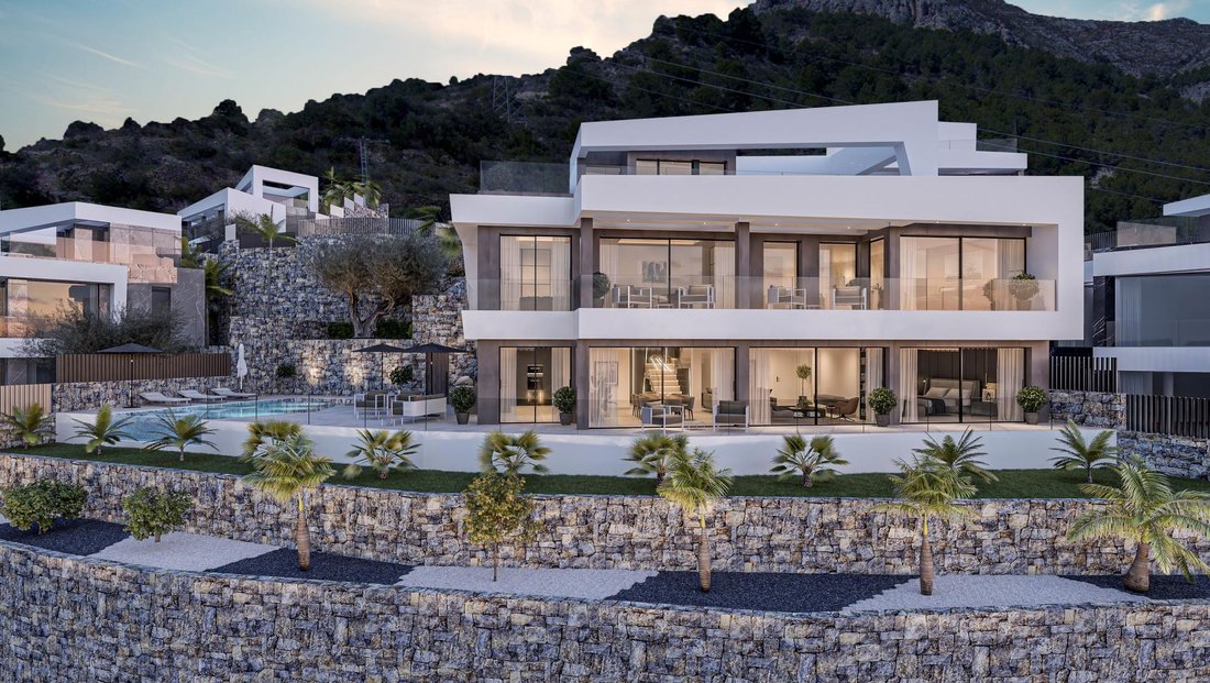 Villa in Calp / Calpe, Valencian Community, Spain 3 - 16989204