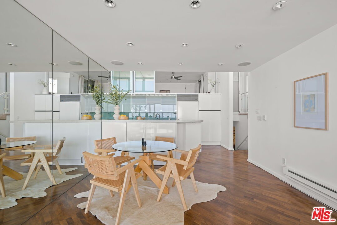 Condo in Marina del Rey, California, United States 5 - 17800777
