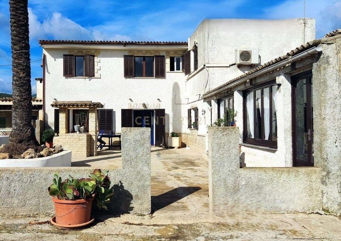Villa in Selva, Balearic Islands, Spain 2 - 17411650