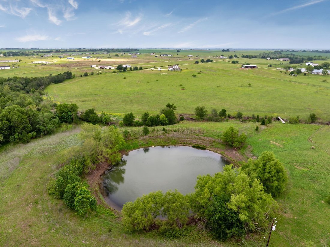 House in Coupland, Texas, United States 3 - 17799331