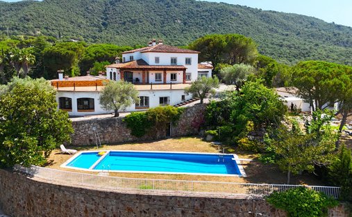 Villa in Santa Cristina d'Aro, Catalonia, Spain 1