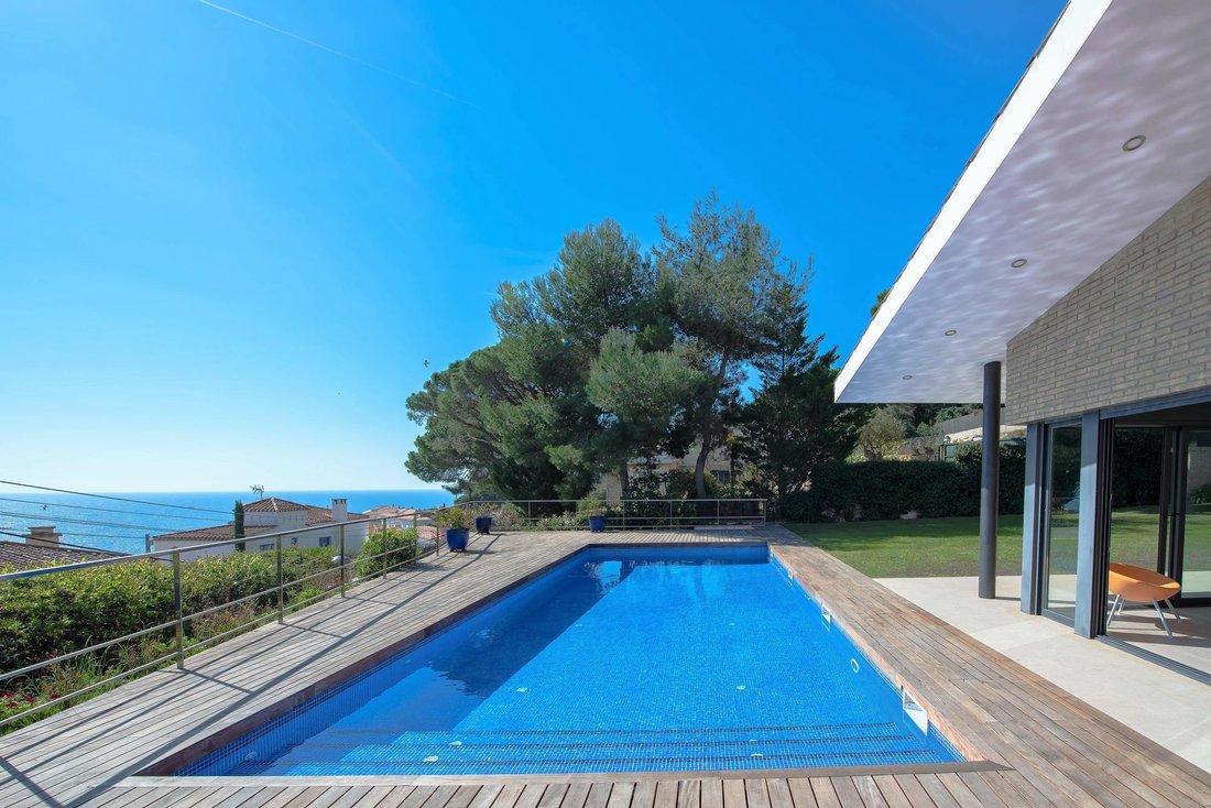 Villa in Sant Feliu de Guixols, Catalonia, Spain 1 - 16989820