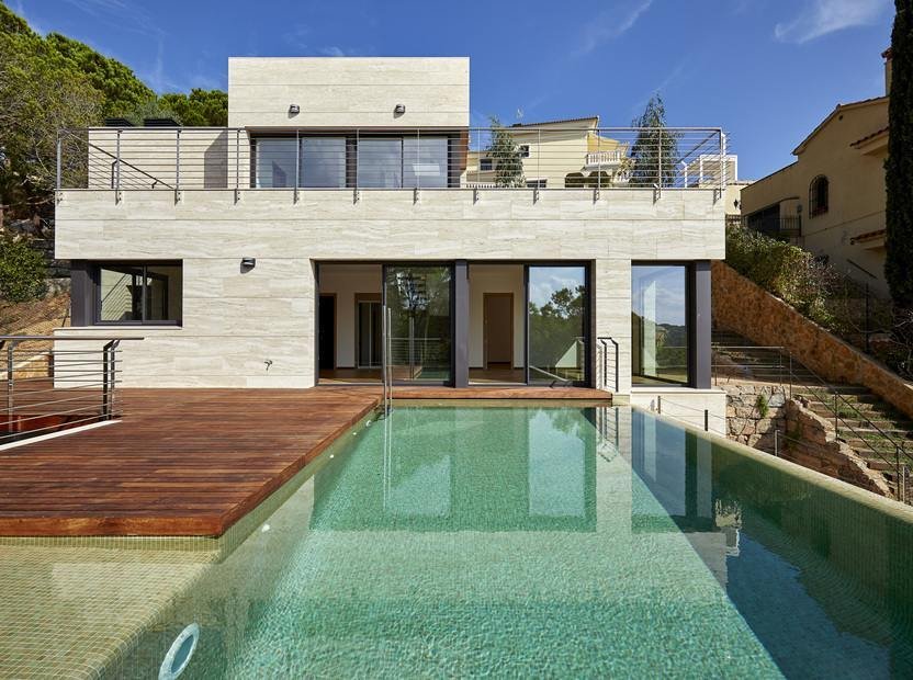 Villa in Lloret de Mar, Catalonia, Spain 1 - 16989399