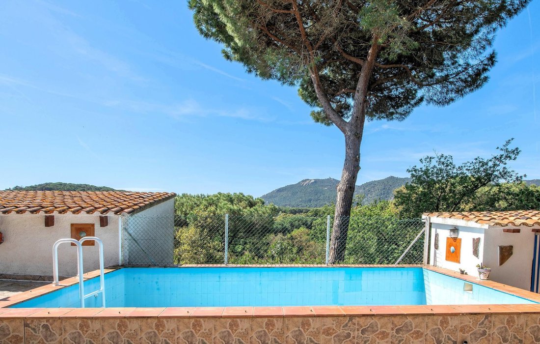 Villa in Sant Feliu de Guixols, Catalonia, Spain 1 - 17771947