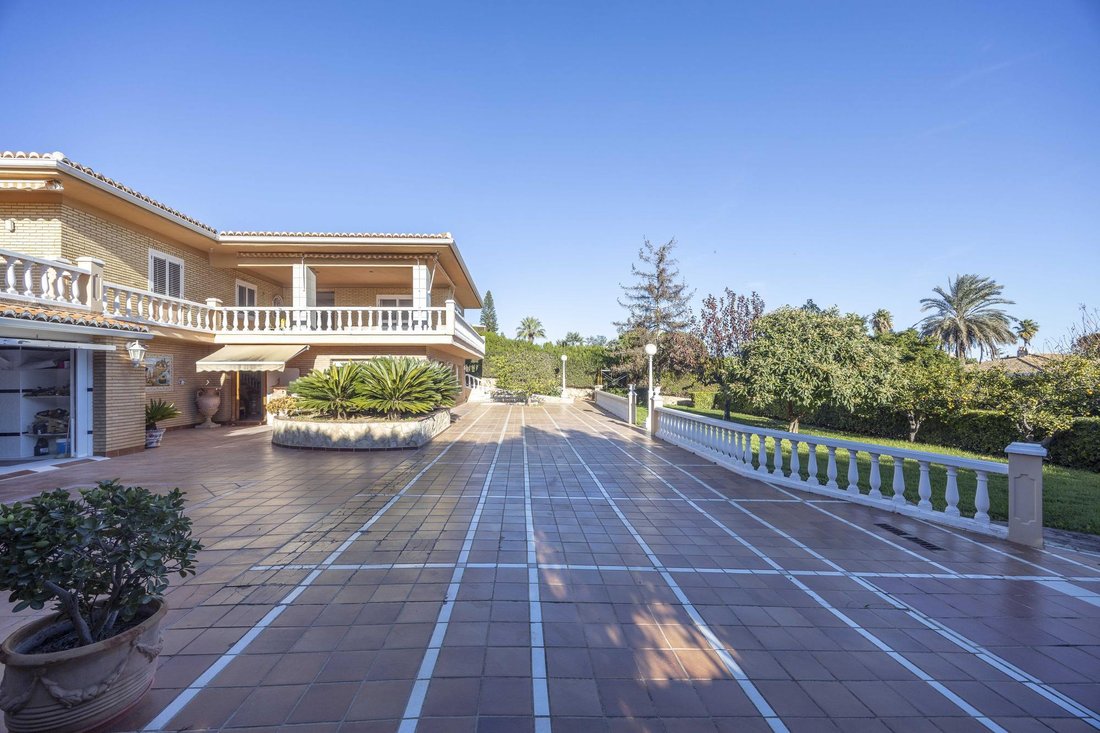 Villa in Picassent, Valencian Community, Spain 3 - 16988401