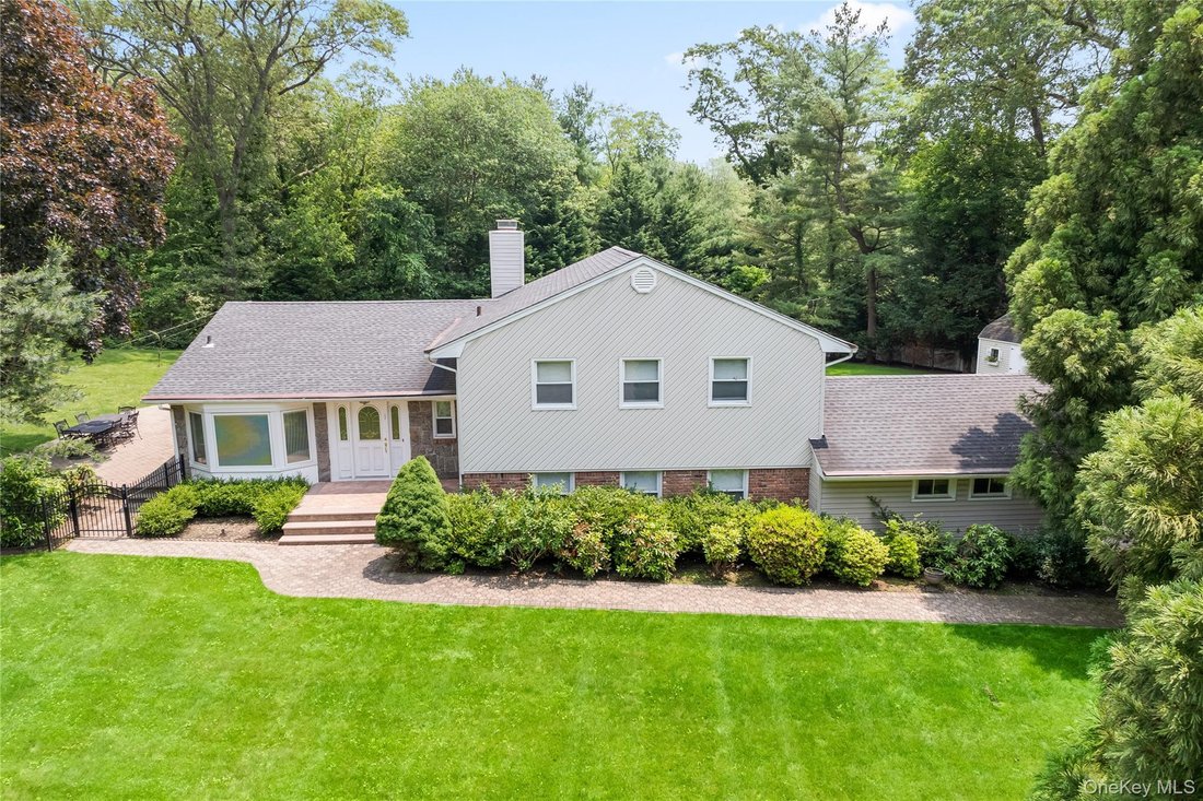 House in Woodbury, New York, United States 4 - 17797911