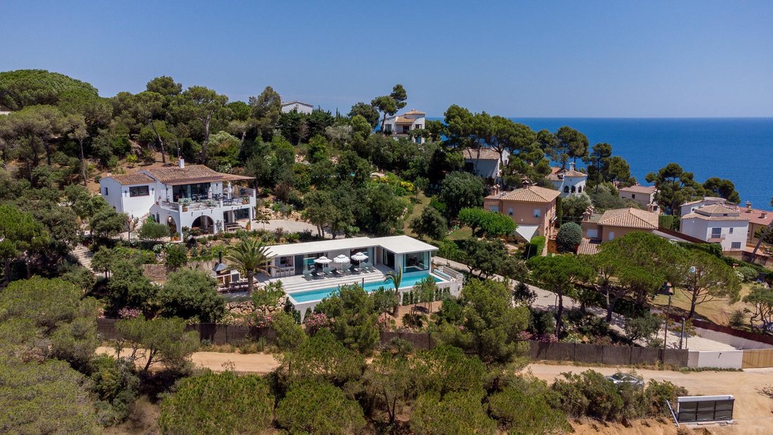 Villa in Calella de Palafrugell, Palafrugell, Catalonia 3 - 17712411
