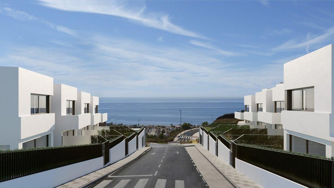 Villa in Moclinejo, Andalusia, Spain 1 - 16989621