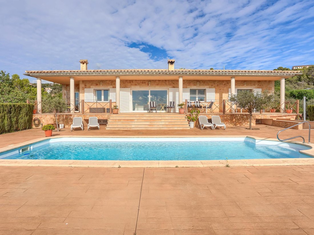 Villa in Palma, Balearic Islands, Spain 1 - 16988011