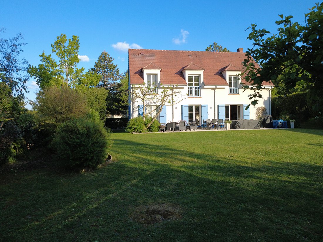 Villa in Haut, Vernouillet, France 1 - 17796839
