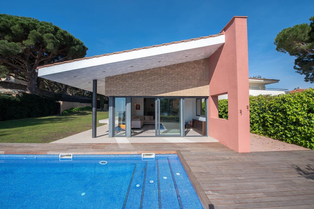 Villa in Sant Feliu de Guixols, Catalonia, Spain 4 - 16989820