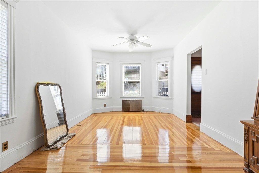 Boston, Massachusetts, United States 5 - 17798027