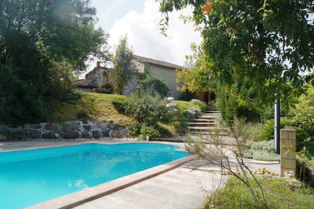 Villa in Trespoux-Rassiels, Occitania, France 1 - 17796616