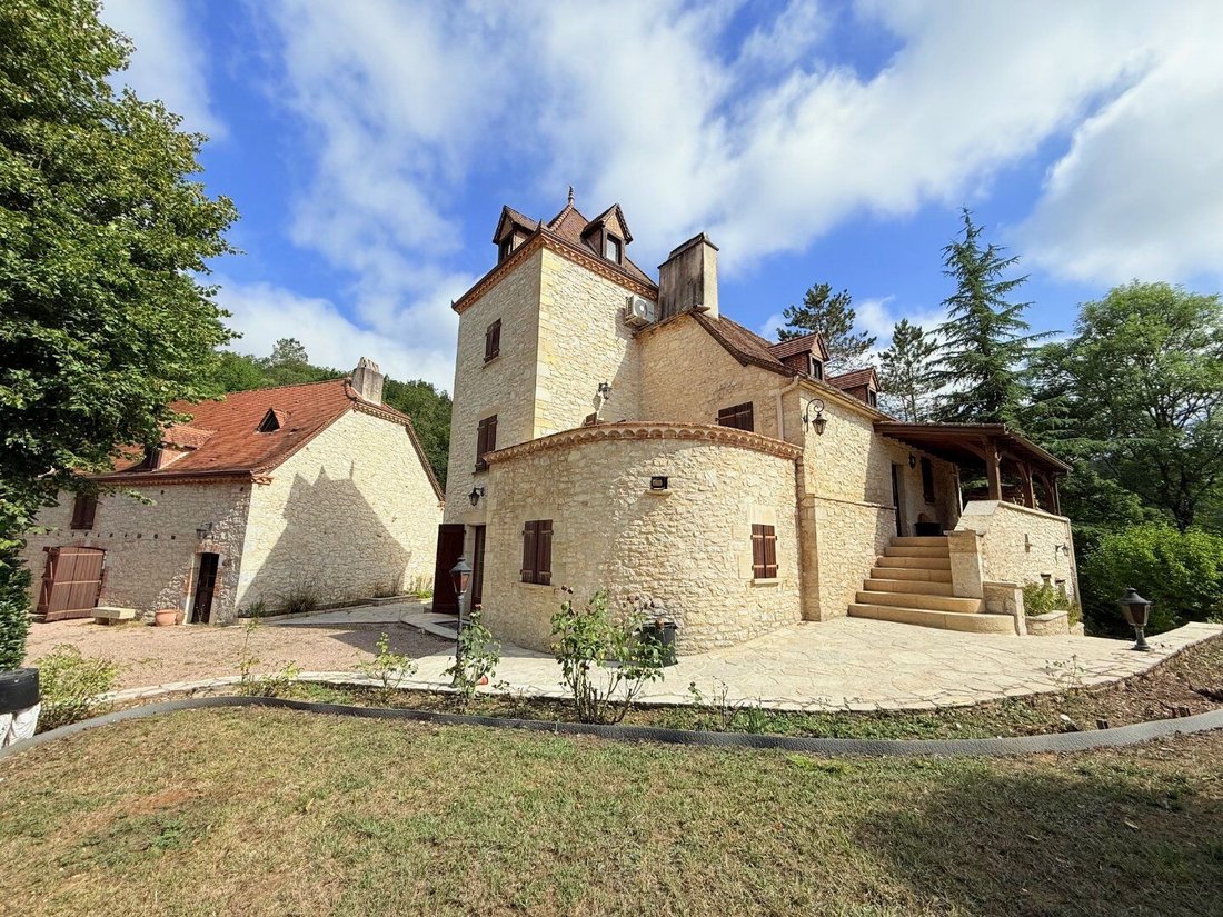 Villa in Saint-Denis-Catus, Occitania, France 1 - 17796827
