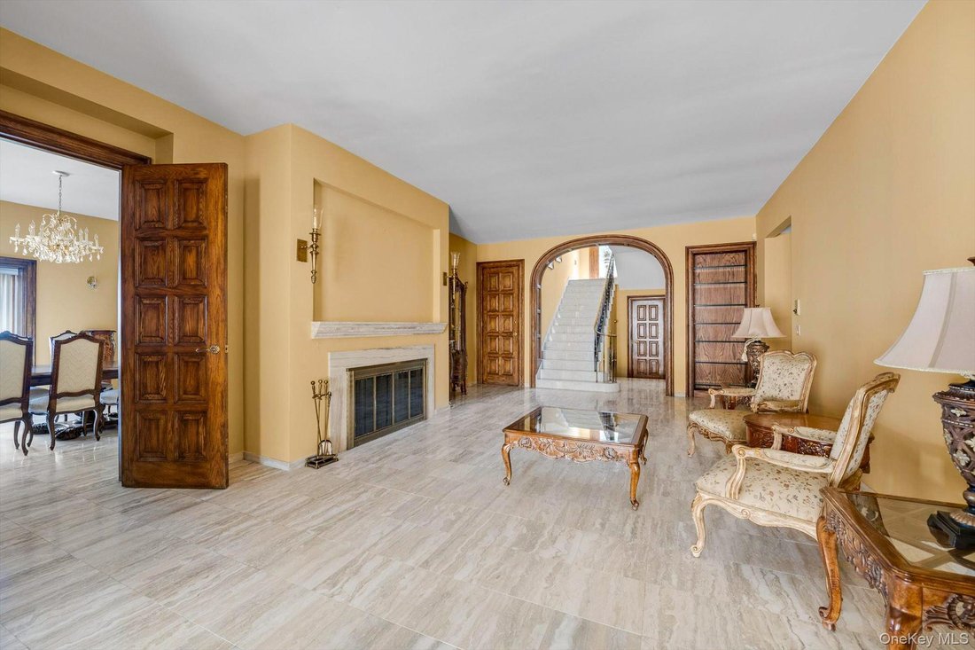 House in New York, New York, United States 5 - 17800560