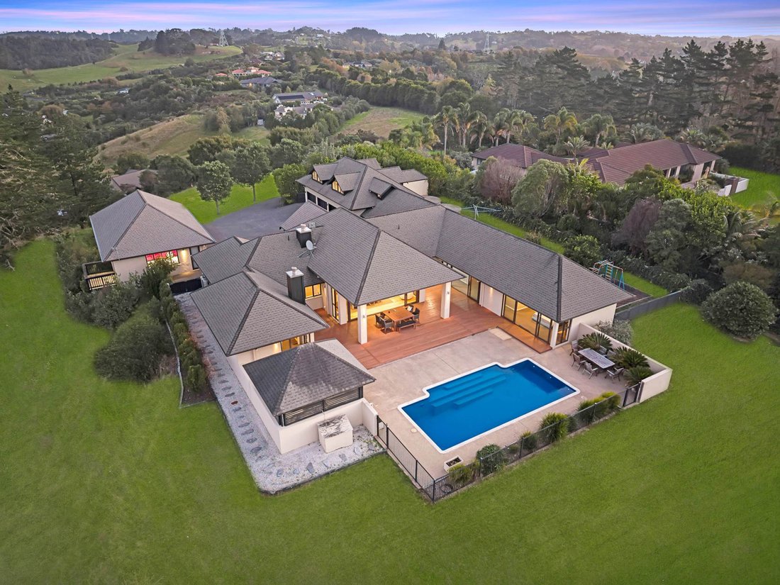House in Dairy Flat, Auckland, New Zealand 1 - 17801643