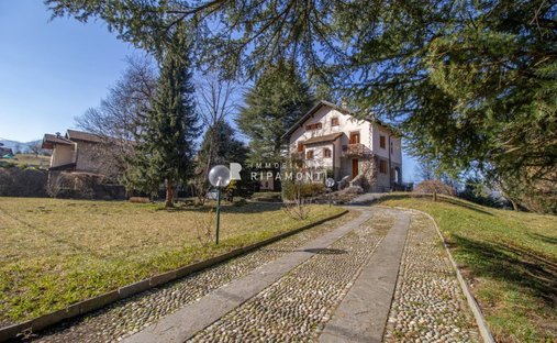 Villa in Cremeno, Lombardei, Italien 1