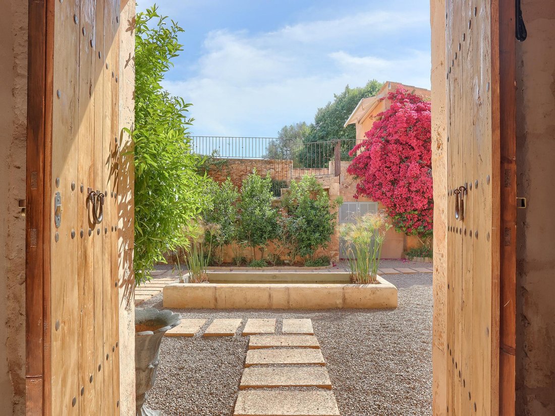 Country House in Llucmajor, Balearic Islands, Spain 4 - 16988279