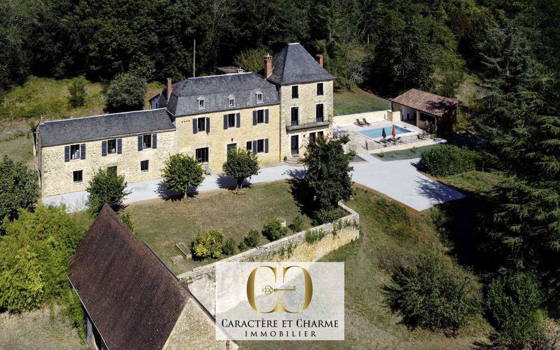 House in Sarlat-la-Canéda, Nouvelle-Aquitaine, France 2 - 17799419