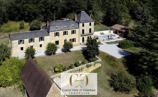 Exclusivity In Its Purest Form!! Overlooking A Private Valley, This 17 Th Century Manor Offers Total