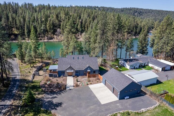 House in Nine Mile Falls, Washington, United States 1 - 17724223