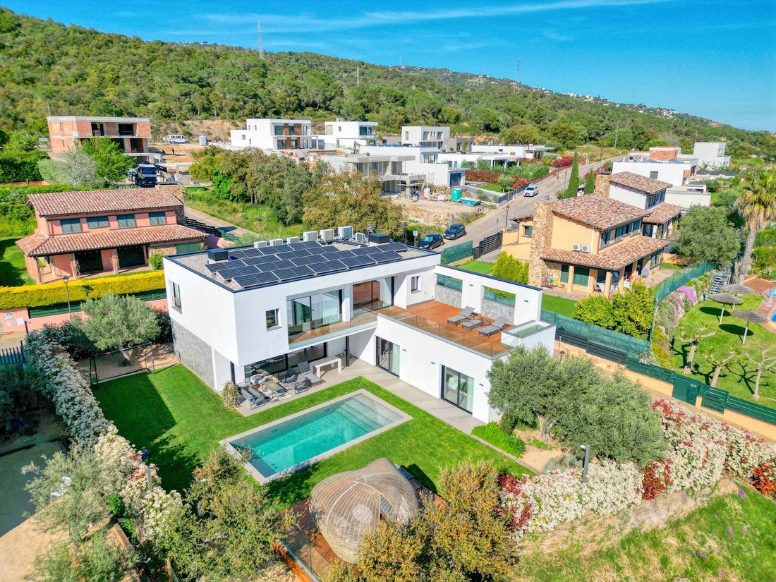 Villa in Santa Cristina d'Aro, Catalonia, Spain 2 - 17752931