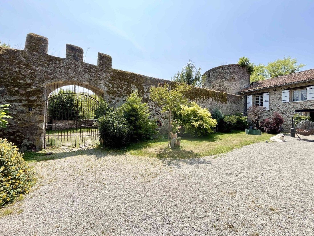 Villa à Ansac-sur-Vienne, Nouvelle-Aquitaine, France 1 - 17796852