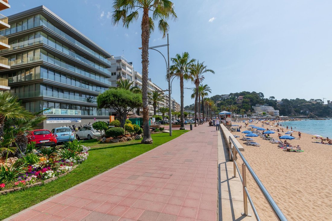 Apartment in Lloret de Mar, Catalonia, Spain 1 - 16989206