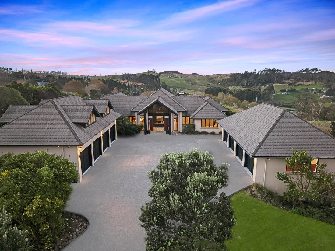 House in Dairy Flat, Auckland, New Zealand 2 - 17801643