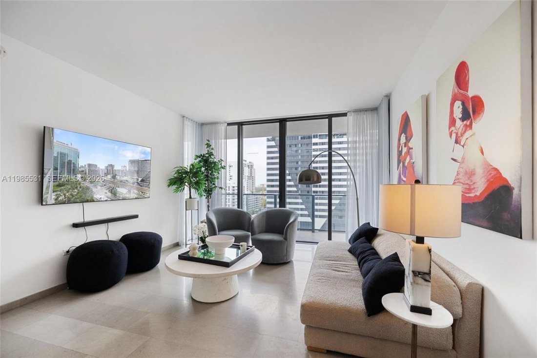 House in Miami, Florida, United States 3 - 17801546