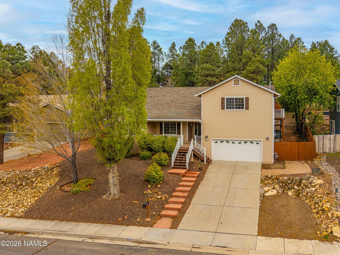 House in Flagstaff, Arizona, United States 2 - 17795539