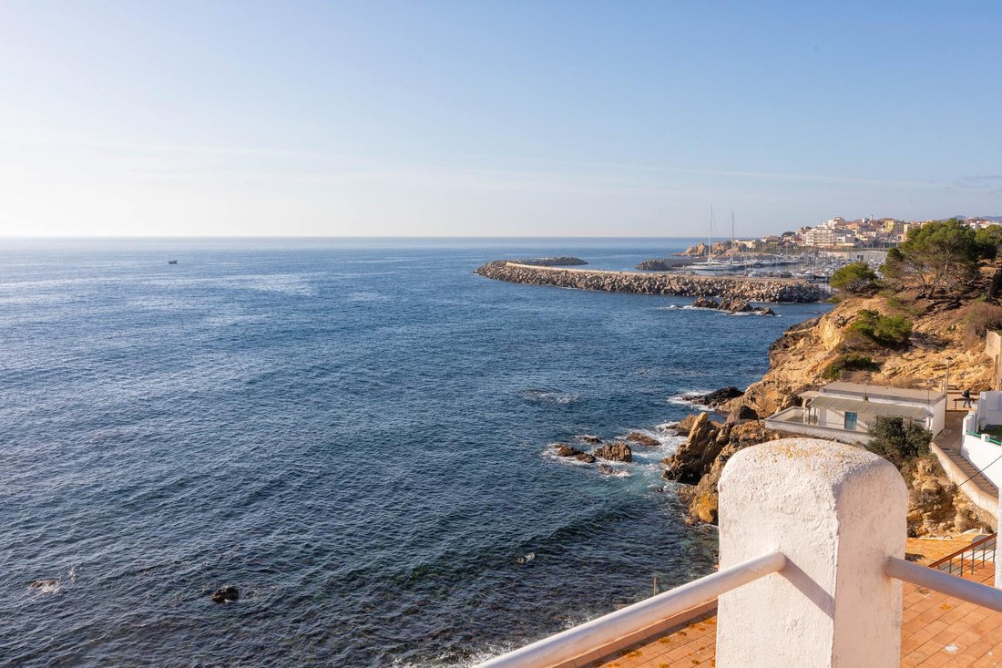 Villa in Palamos, Catalonia, Spain 1 - 16988627