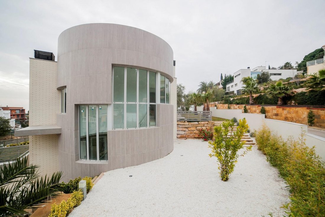 Villa in Lloret de Mar, Catalonia, Spain 4 - 16989622