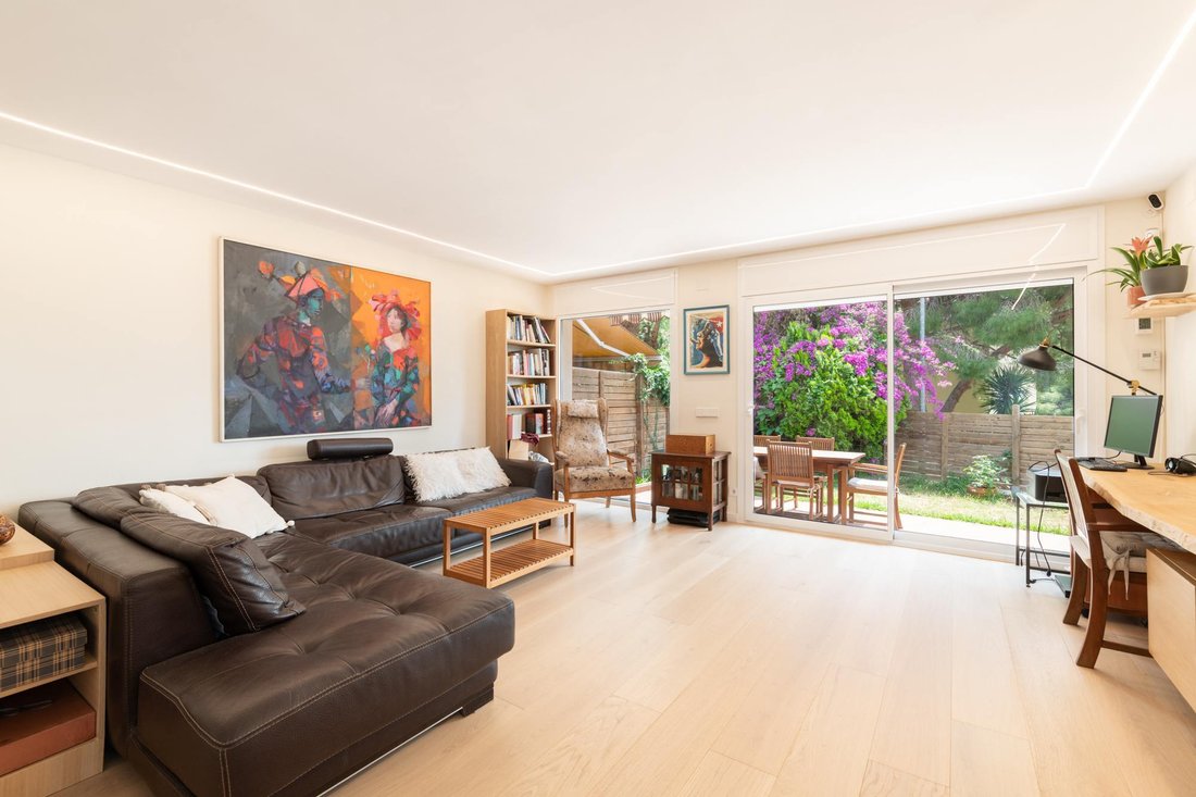 Villa in Sitges, Catalonia, Spain 2 - 16987667