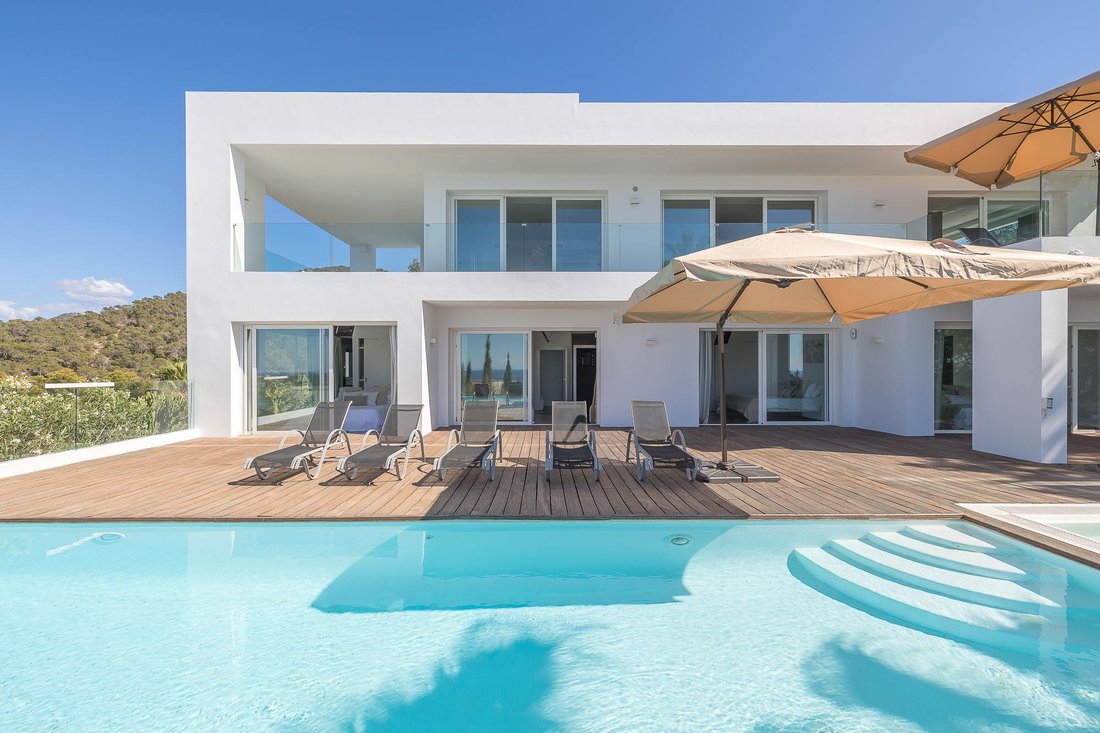 Villa in Cala Moli, Sant Josep de sa Talaia, Spain 3 - 16989456