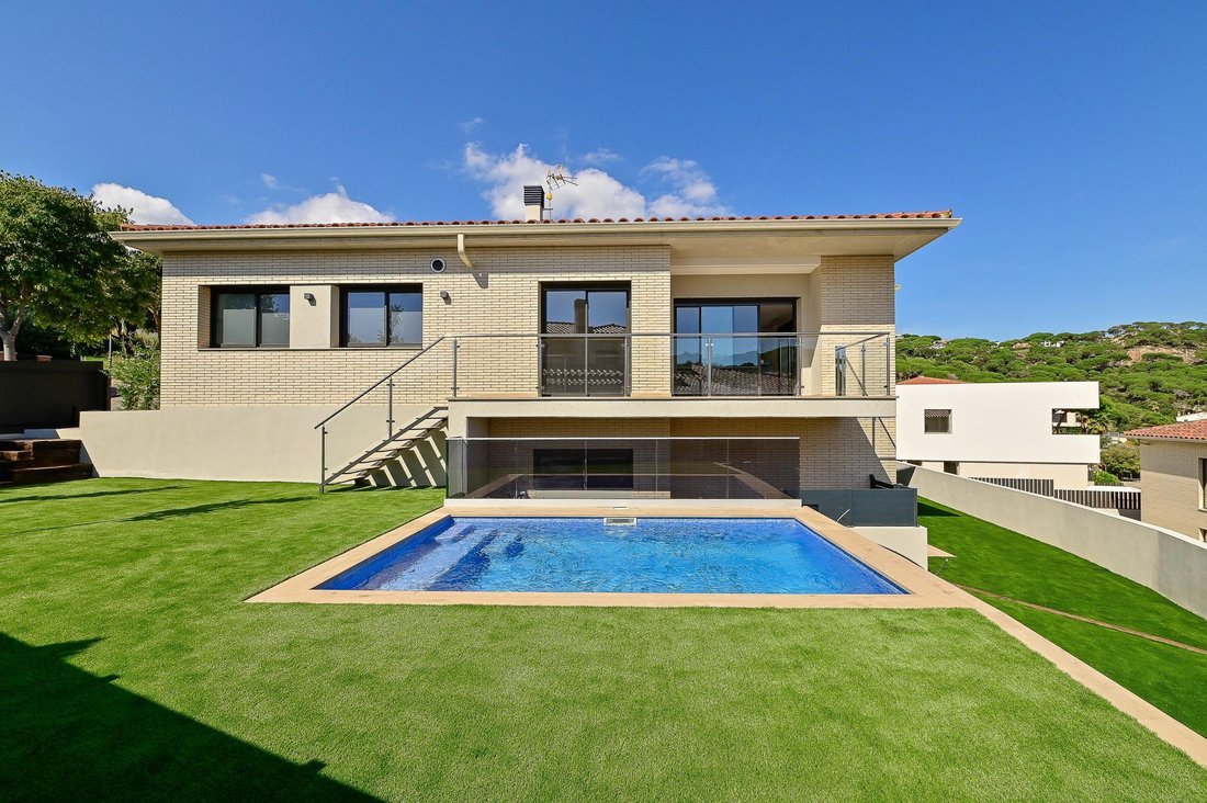 Villa a Sant Feliu de Guíxols, Catalogna, Spagna 1 - 16988816