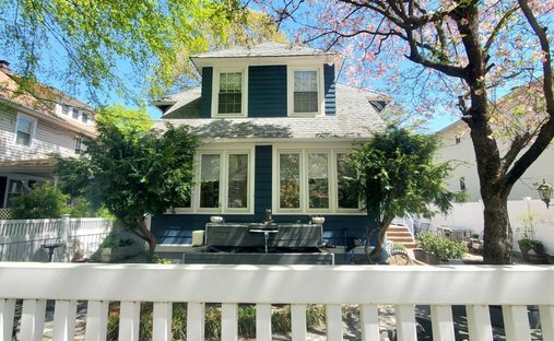House in New York, New York, United States 1