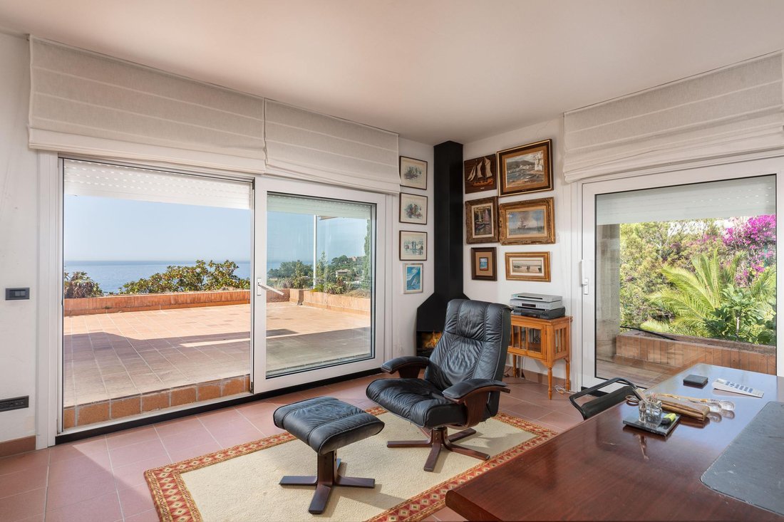 Villa in Blanes, Catalonia, Spain 4 - 16989001