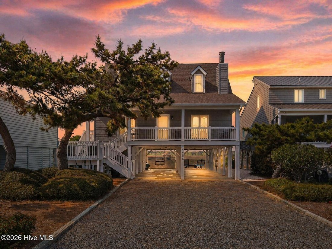 House in Sunset Beach, North Carolina, United States 2 - 17605555