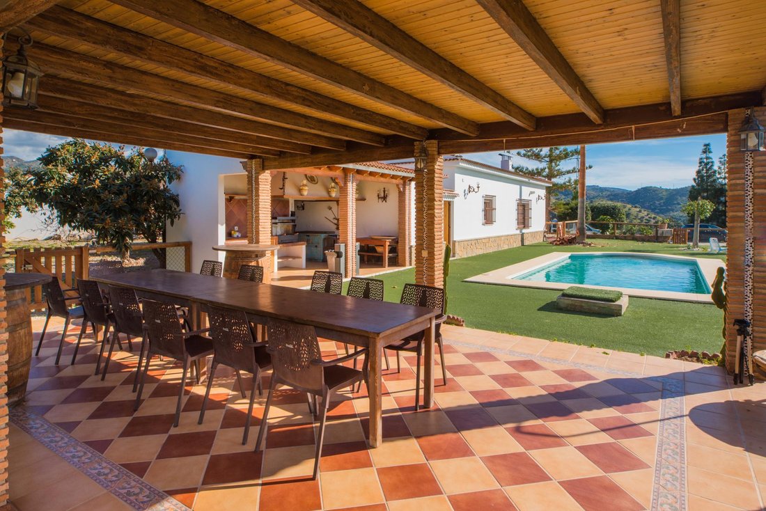 Villa in Ciudad Jardin (District), Malaga, Spain 1 - 16989369