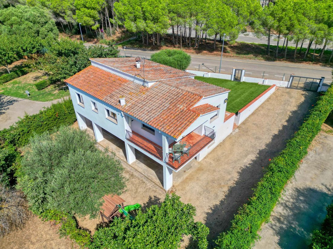Villa in Calonge i Sant Antoni, Catalonia, Spain 2 - 16988709