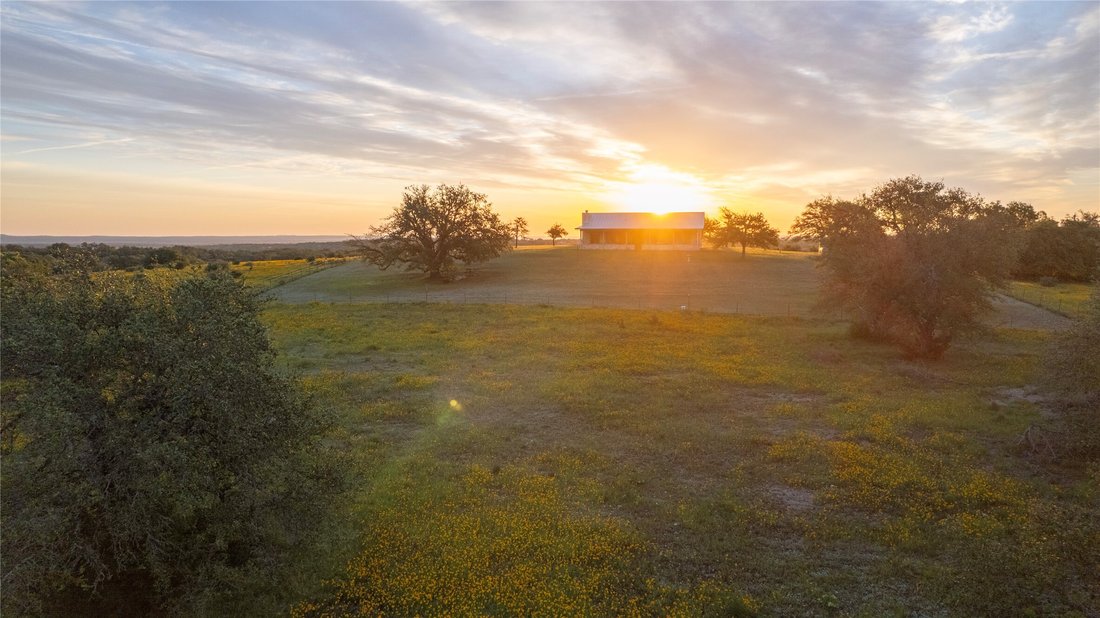 Farm Ranch in Hye, Texas, United States 5 - 14630868