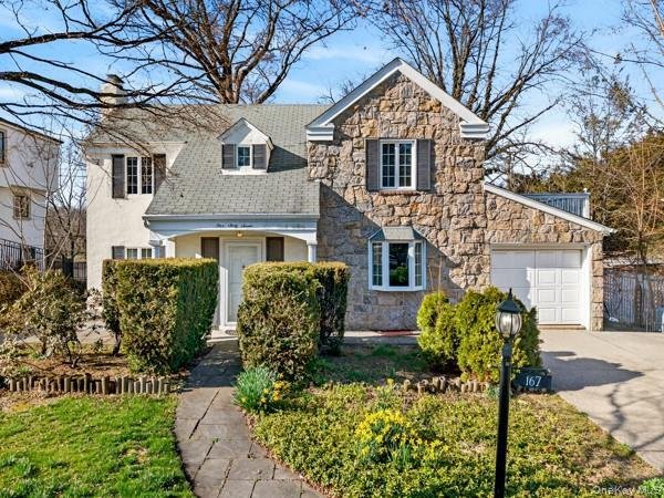 House in Manhasset, New York, United States 1 - 17799490