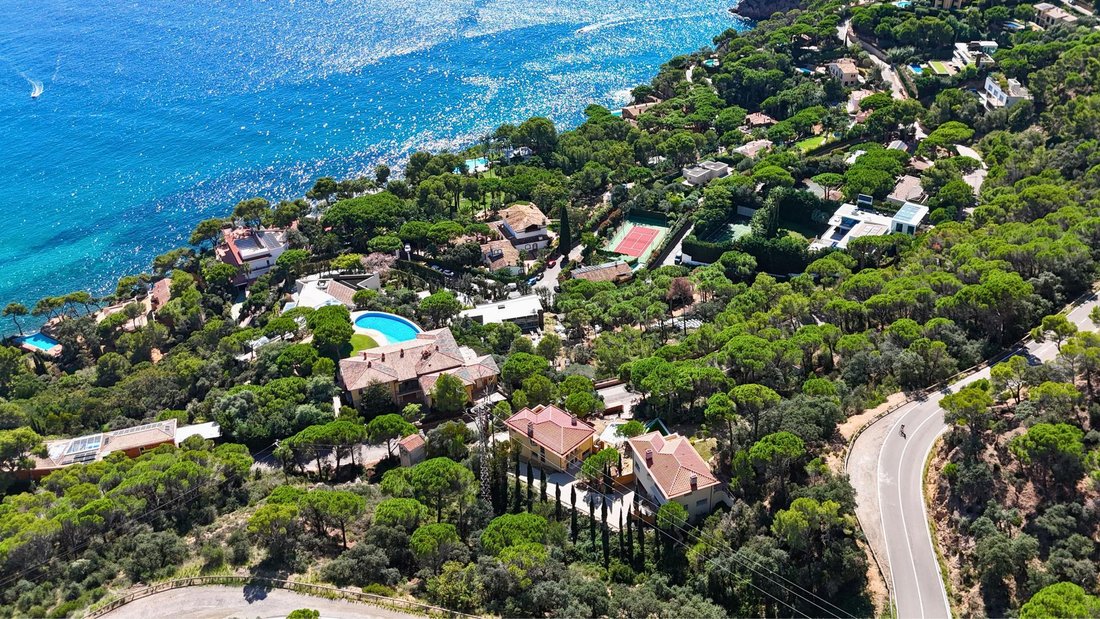 Villa in Sant Feliu de Guixols, Catalonia, Spain 4 - 16988939